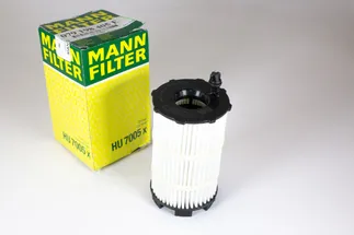 MANN FILTER Engine Oil Filter - 079198405E
